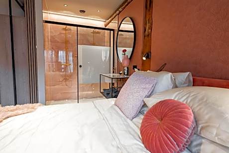 Junior Suite with Balcony