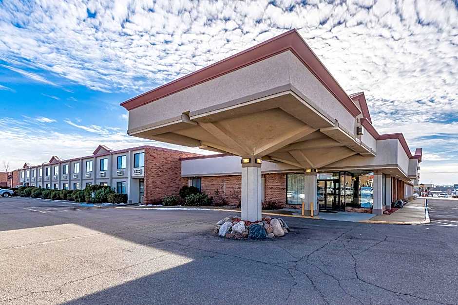 Quality Inn & Suites
