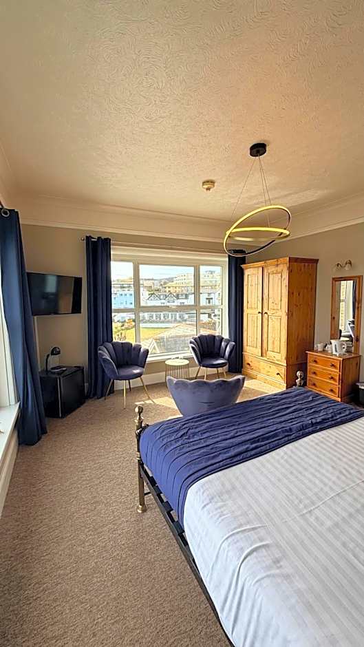 Channel View Hotel