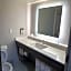 Holiday Inn Express Hotel and Suites Mesquite By IHG