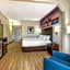 Clarion Pointe