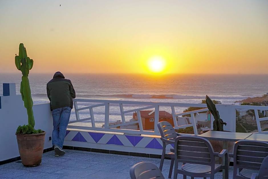 BIG BLUE guest house