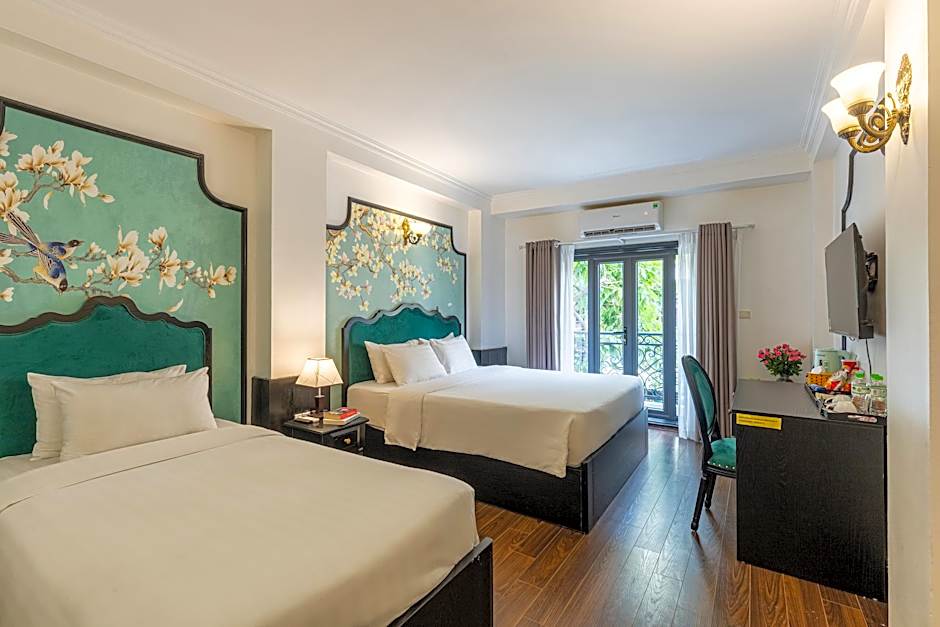 Hanoi House Hotel & Travel
