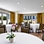 Redondo Beach Hotel, Tapestry Collection by Hilton
