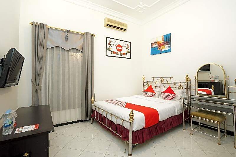 Tjahaja Baroe Syariah Mitra RedDoorz @ Dukuh Kupang