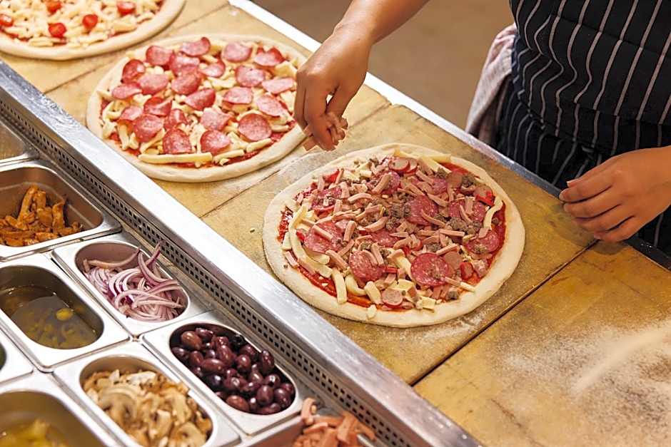 Holiday Inn Warwick Farm By IHG