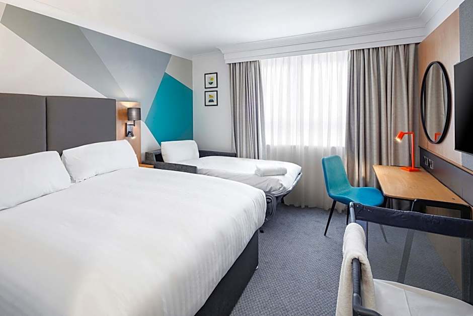 Holiday Inn Gloucester / Cheltenham By IHG