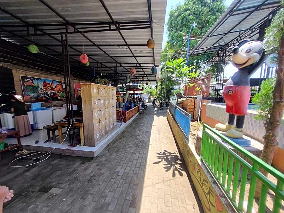 Hotel O New Asembagus 2