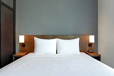 King Room with Sofa Bed