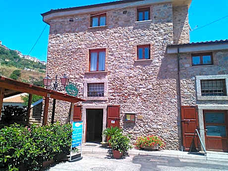 Hotel Ristorante Antica Marina
