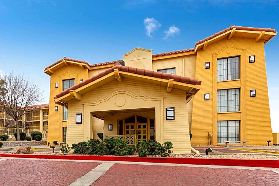 La Quinta Inn & Suites by Wyndham El Paso West