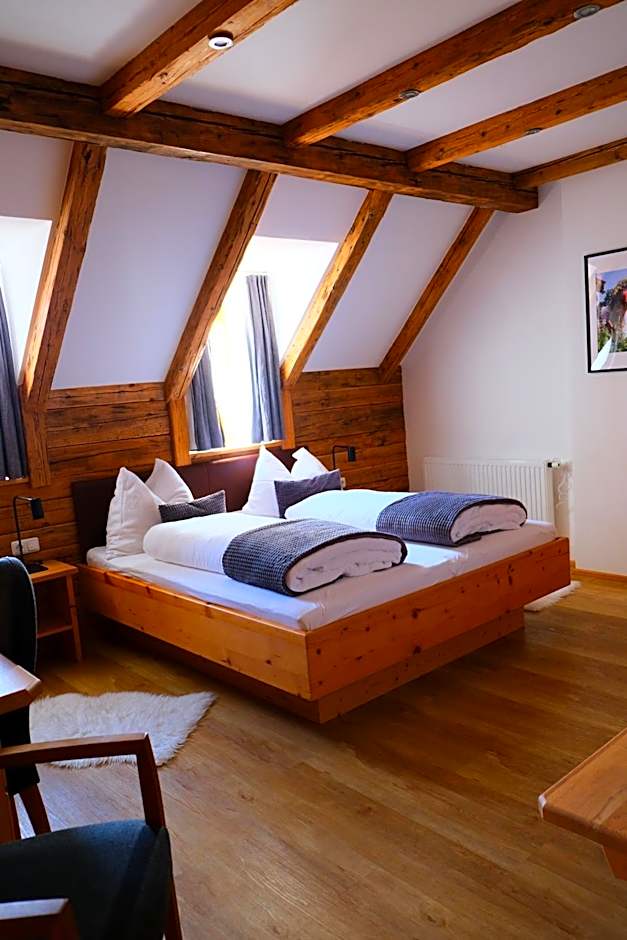 Gmundnerberghaus - ROOMS