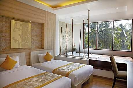 Junior Suite with Spa Bath