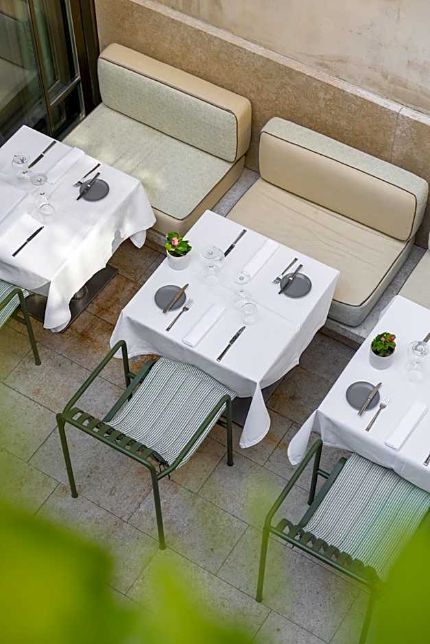 Hotel Le Place d'Armes