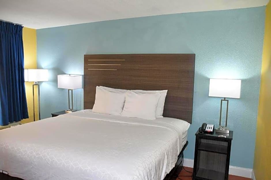 Baymont by Wyndham Macon I-75