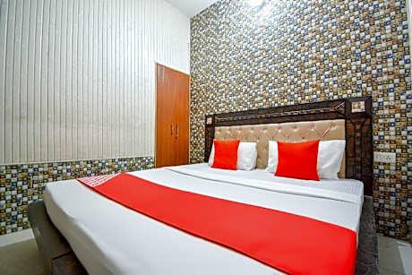 Flagship Hotel Sunshine