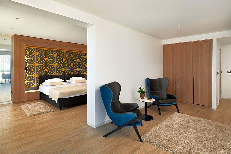 Executive Suite — 4 fotoğraftan 1. fotoğraf
