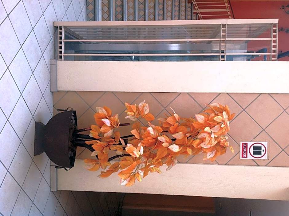 Plaza Jardin