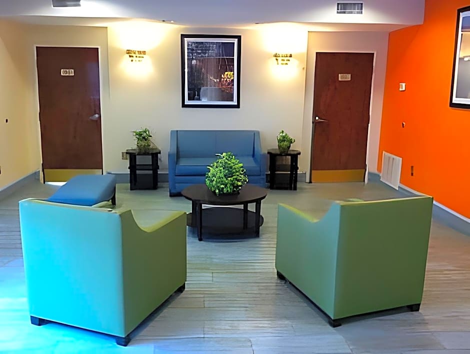 Baymont by Wyndham Montgomery South