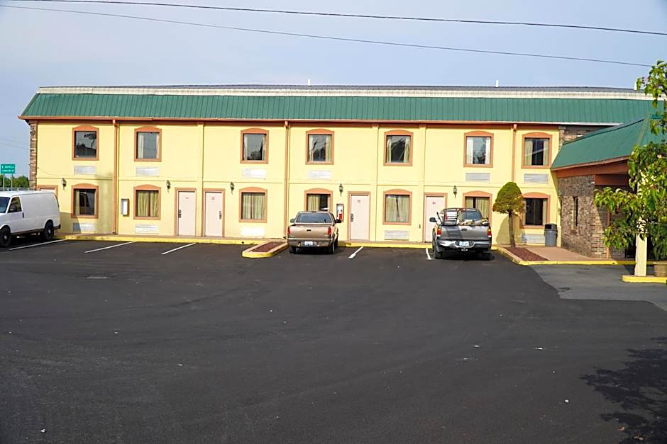 Quality Quarters Inn By OYO Richmond KY I-75