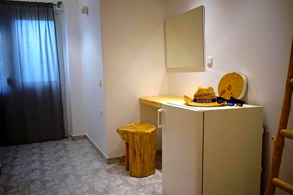 Lefka Hotel & Apartments