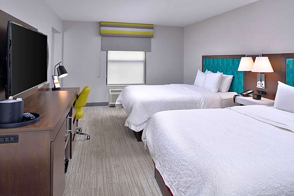 Hampton Inn By Hilton Laporte, In