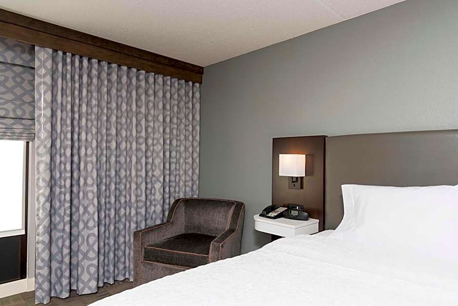 Hampton Inn By Hilton Cincinnati/Airport South