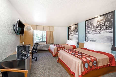 2 Double Beds Non-Smoking