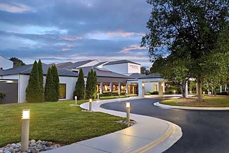 Courtyard by Marriott Charlotte Arrowood