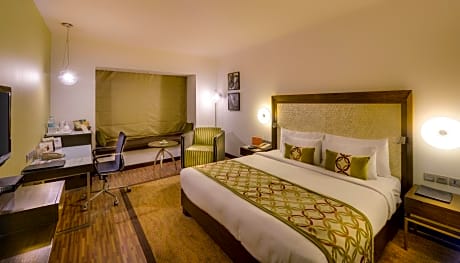 Deluxe Room - 10% discount on Food & Soft Beverages (Except In-Room Dinning) & Early Check-In or Late Check-out (Subject to availability)