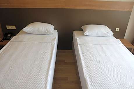 Quadruple Room with Sea View