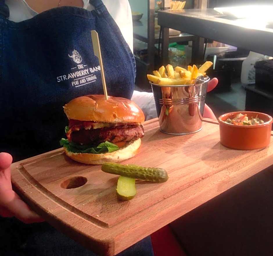 Strawberry Bank Hotel, NEC