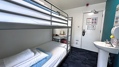 Room Two Beds
