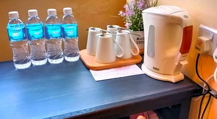 Loft Pals Urbanstay Lodge, Kapit