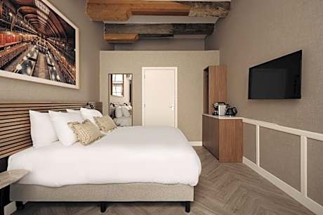 Ground floor double room