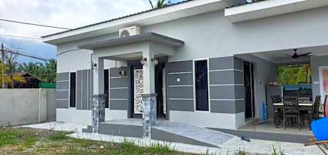 La Familia Homestay @ Bagan Datuk