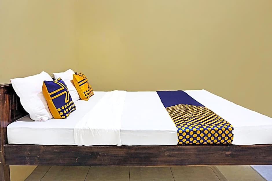 OYO Life 91988 Azka Homestay Klayar
