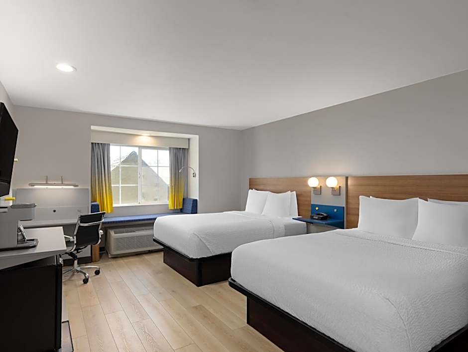 Microtel Inn & Suites By Wyndham Tracy