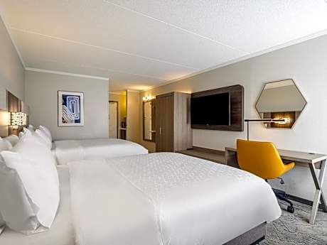 Holiday Inn Express & Suites Greensboro - (I-40 @ Wendover) By IHG