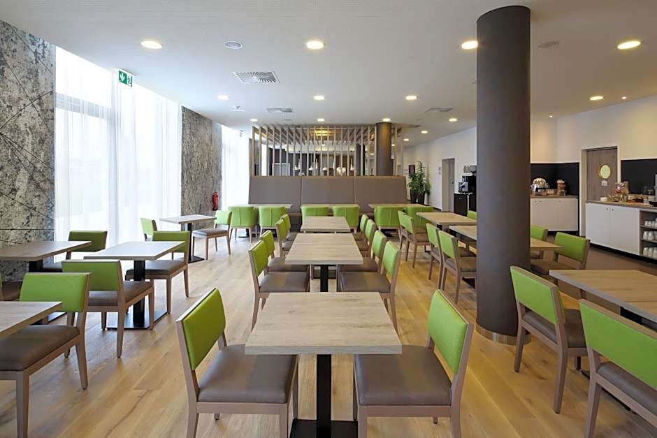 Holiday Inn Express Friedrichshafen By IHG