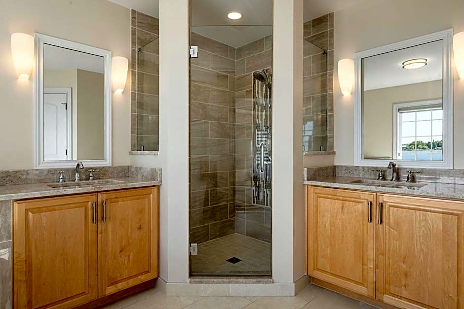 The St Clair Inn a Tribute Portfolio Hotel