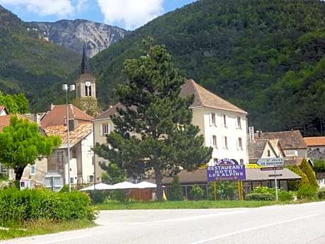 Hôtel Restaurant Les Alpins