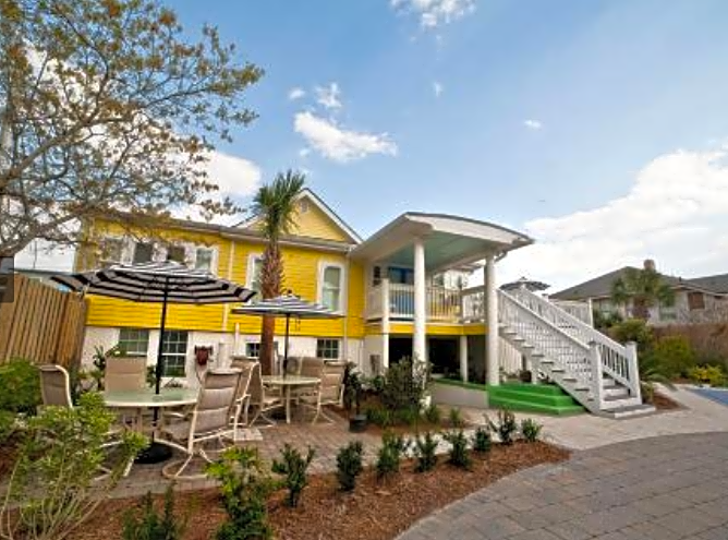The Georgianne Inn & Suites