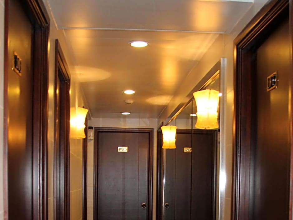 Comfort Guest House E