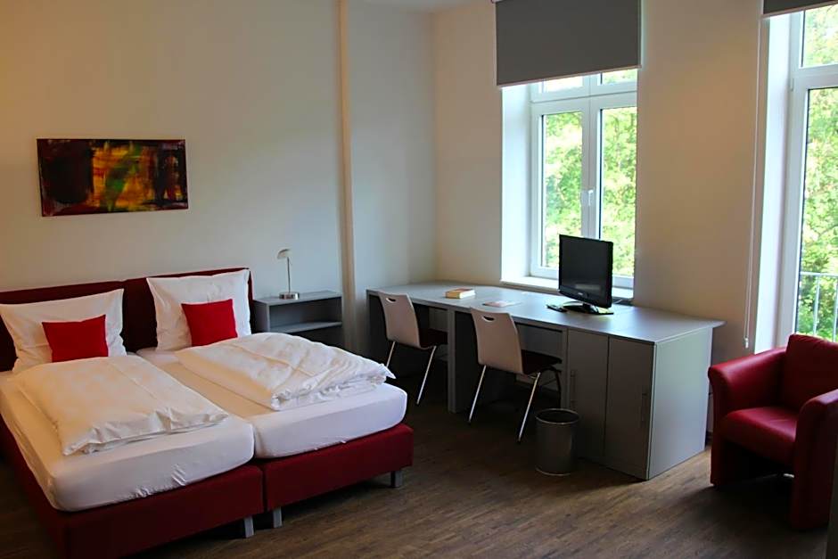 Photo 1 of 17 of 1 Double Bed or 2 Beds