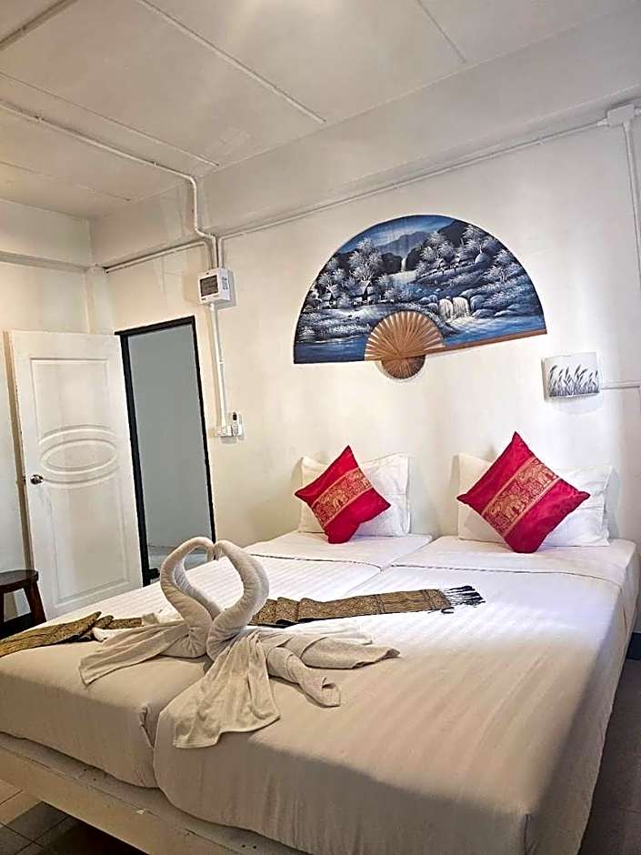 Remember @ Phuket Town Hostel