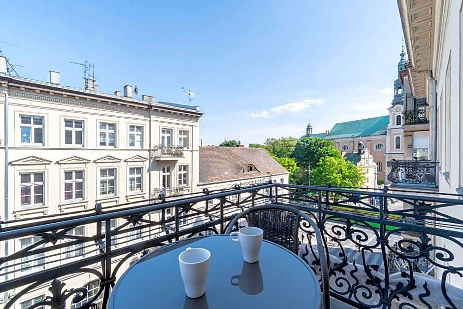 Garbary Central Apartments