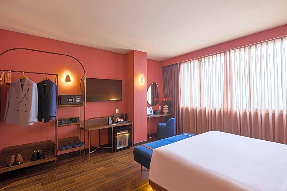 Photo 1 of 8 of Premier Double City View with free daily minibar