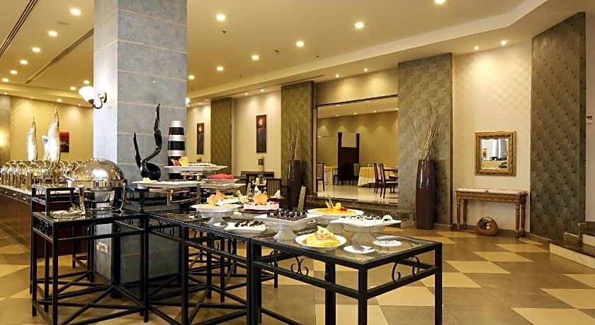 Golden Tulip Hail Hotel