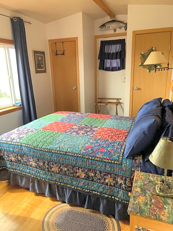 Alaska Adventure Cabins